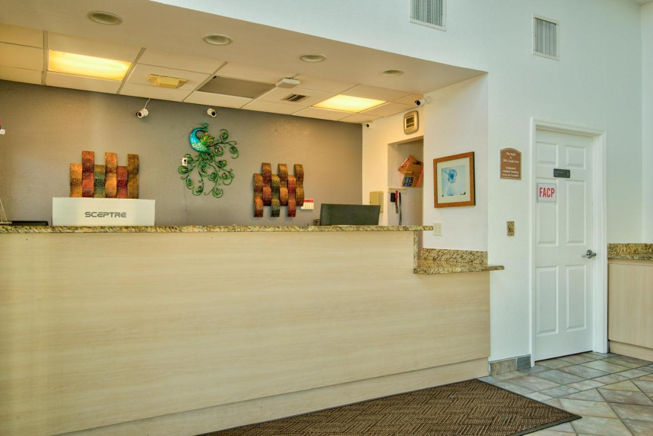 Clearwater Hotel Extérieur photo
