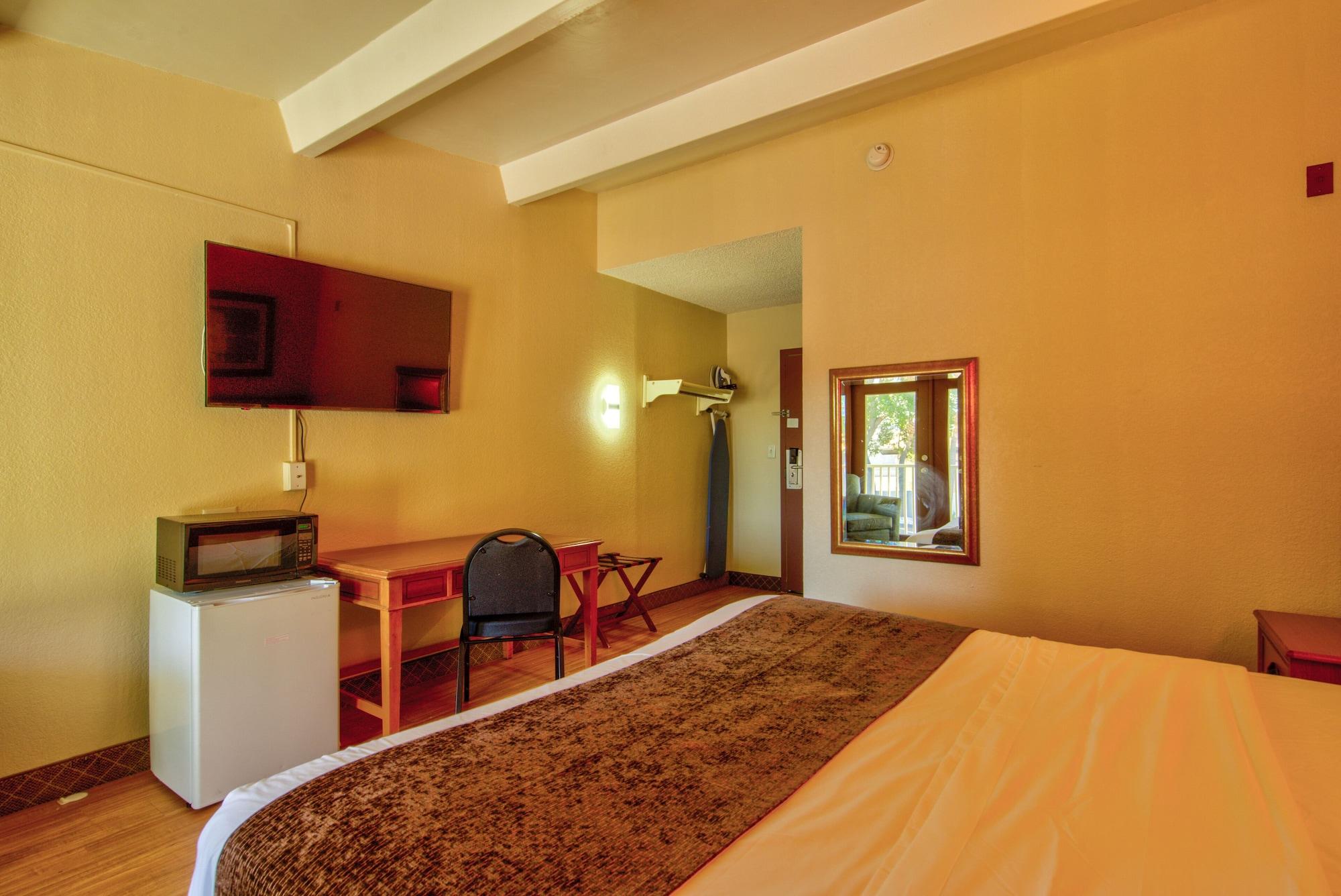 Clearwater Hotel Extérieur photo