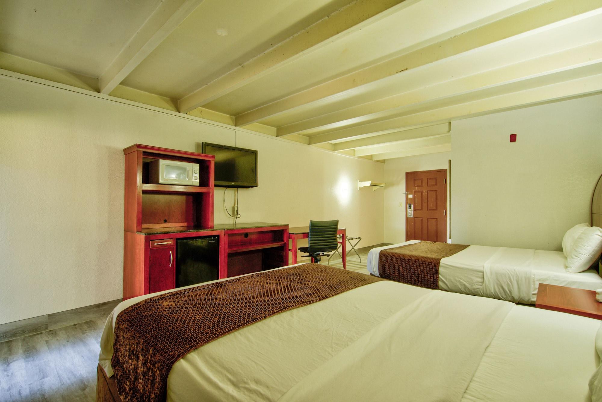 Clearwater Hotel Extérieur photo