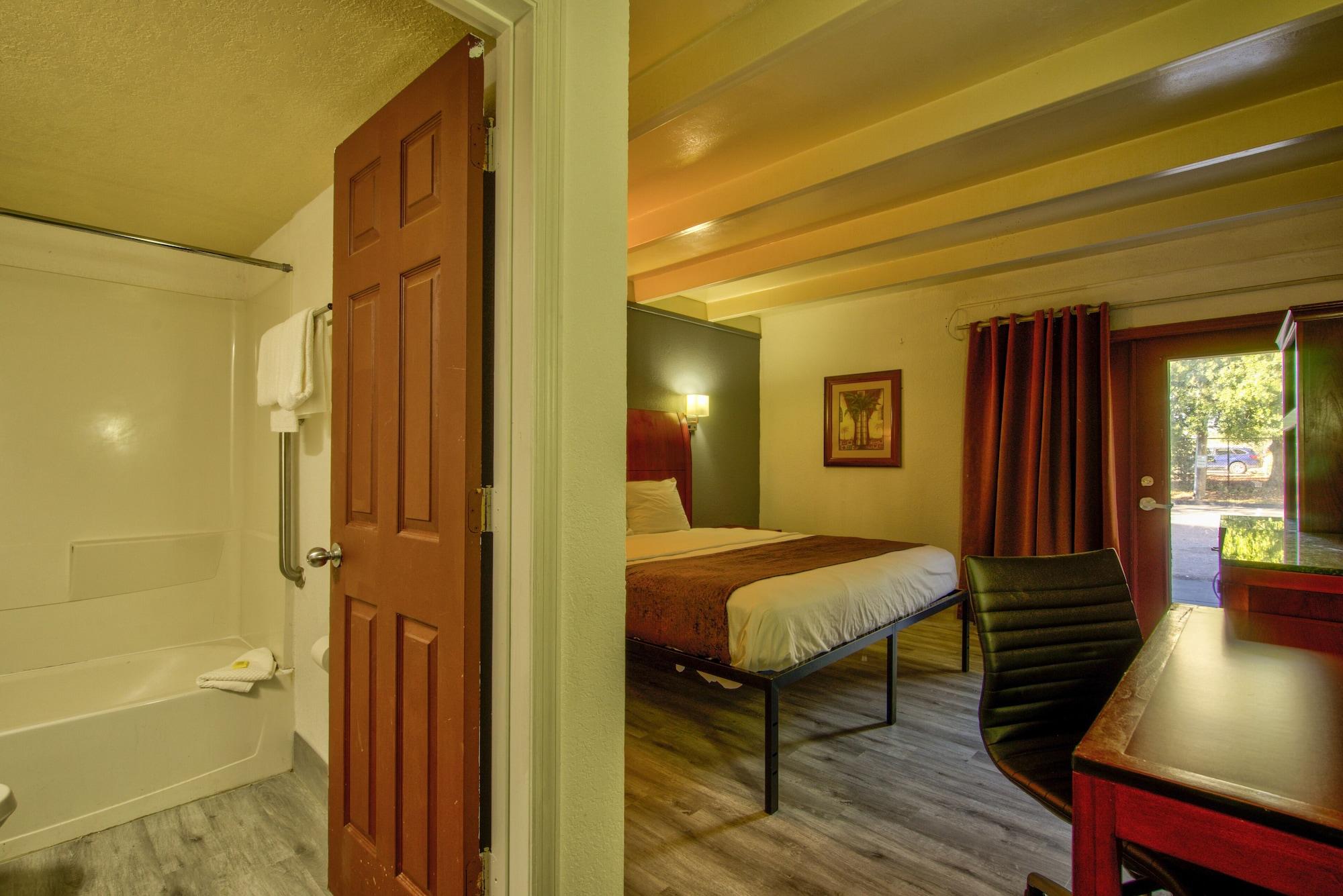 Clearwater Hotel Extérieur photo