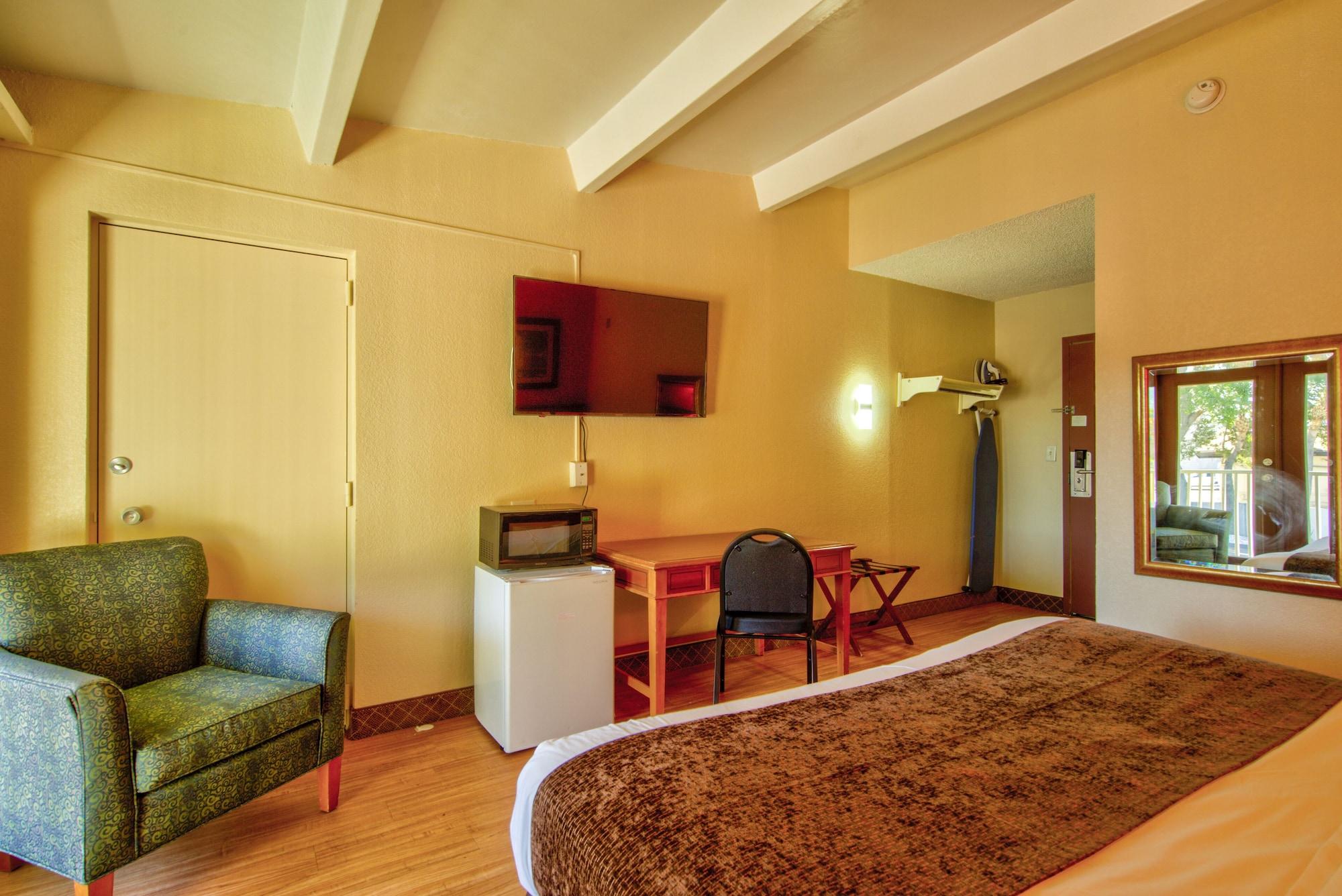 Clearwater Hotel Extérieur photo
